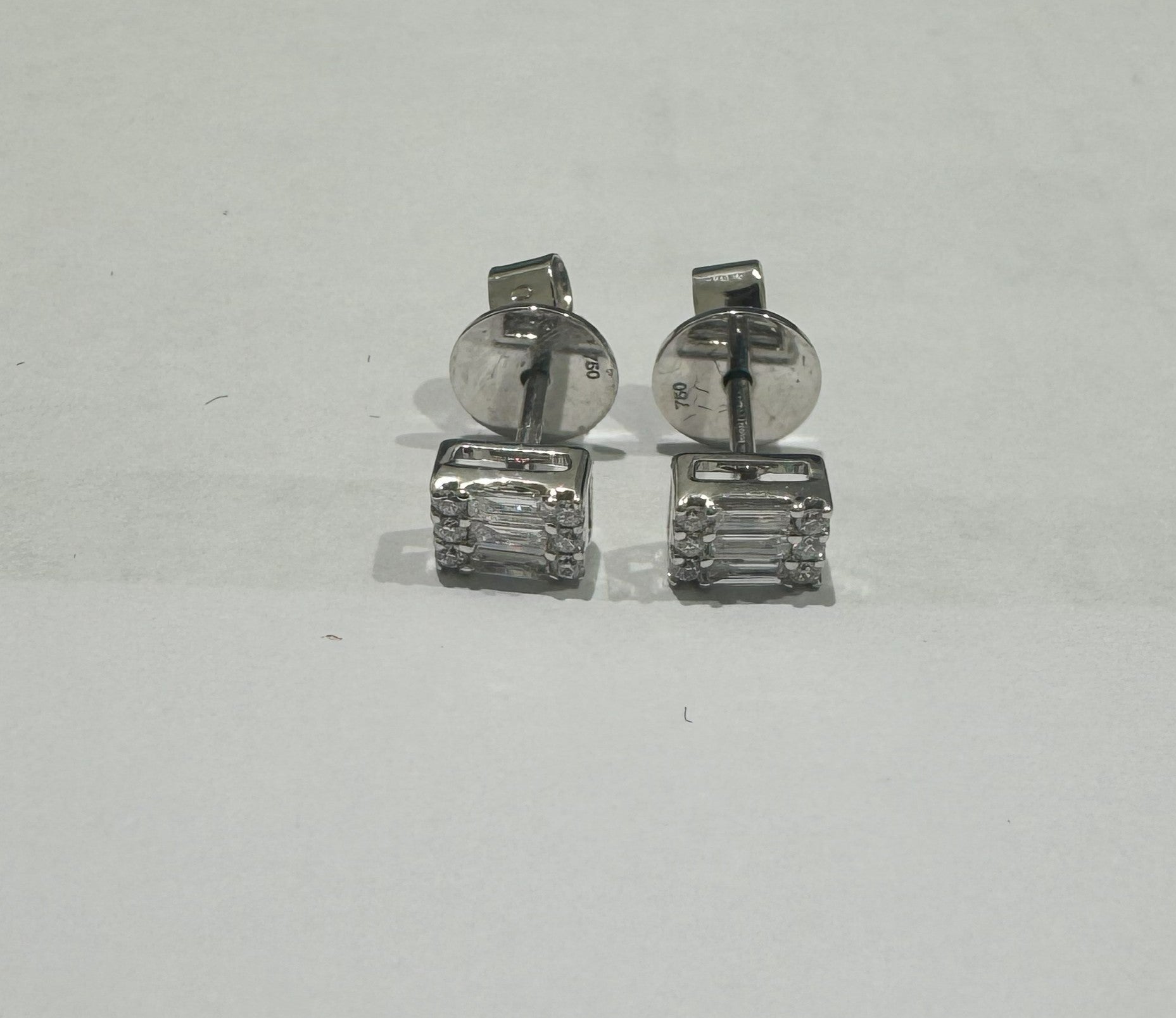 0.25 ct 18K White Gold Small Baguette Diamond Stud Earrings
