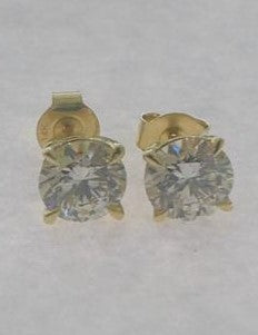 2.02 ct round cut lab grown diamond 14k yellow gold earring