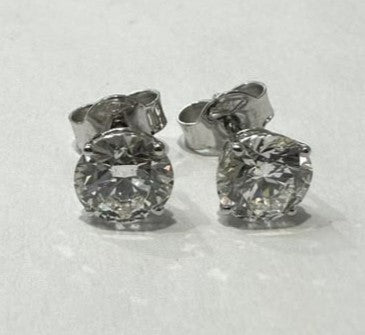 2.08 ct lab grown diamond 18k white gold earring