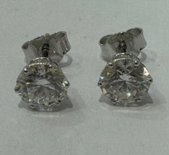 2.07 ct lab grown diamond 18k white gold earring