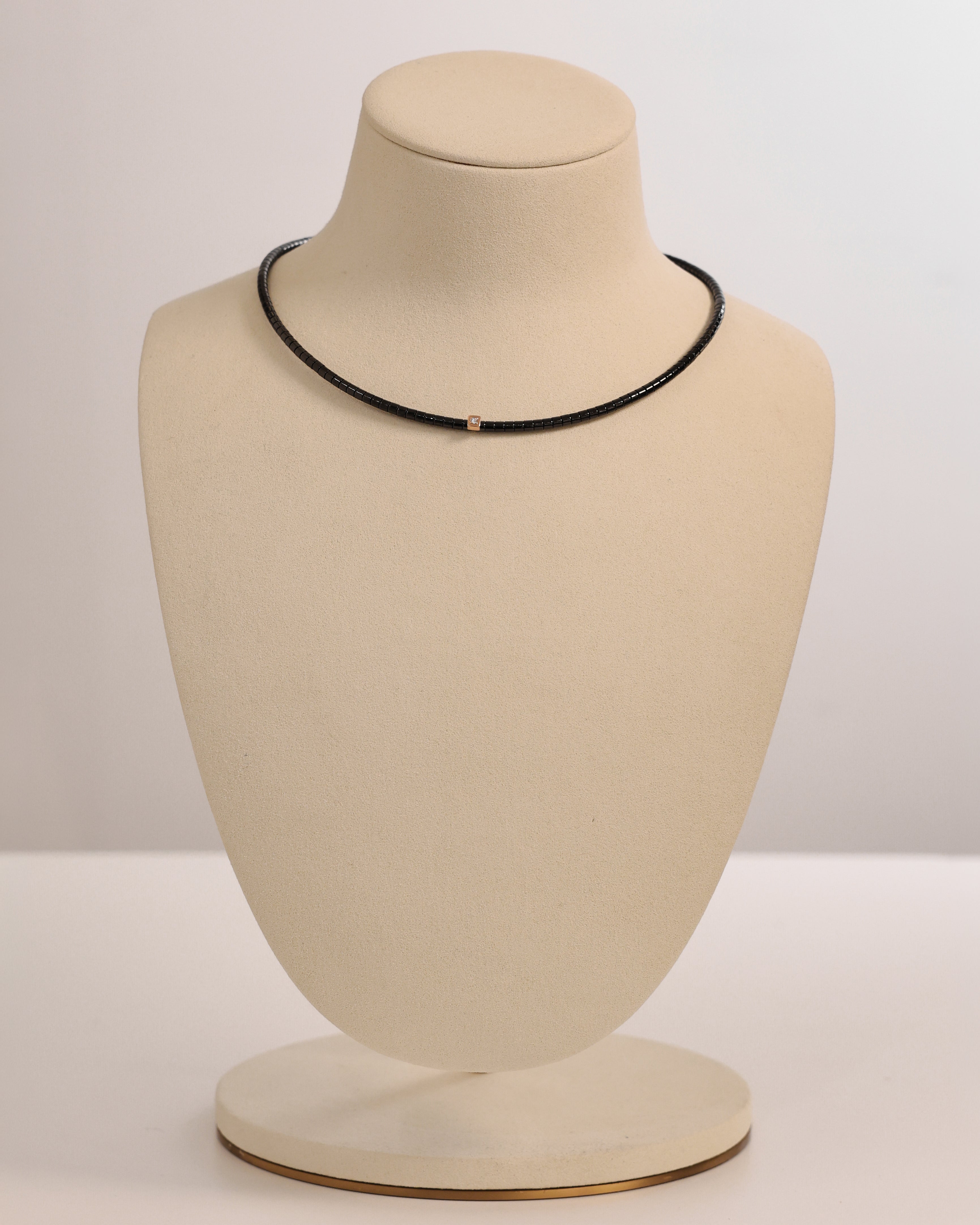 BLACK CERAMIC DIAMOND NECKLACE