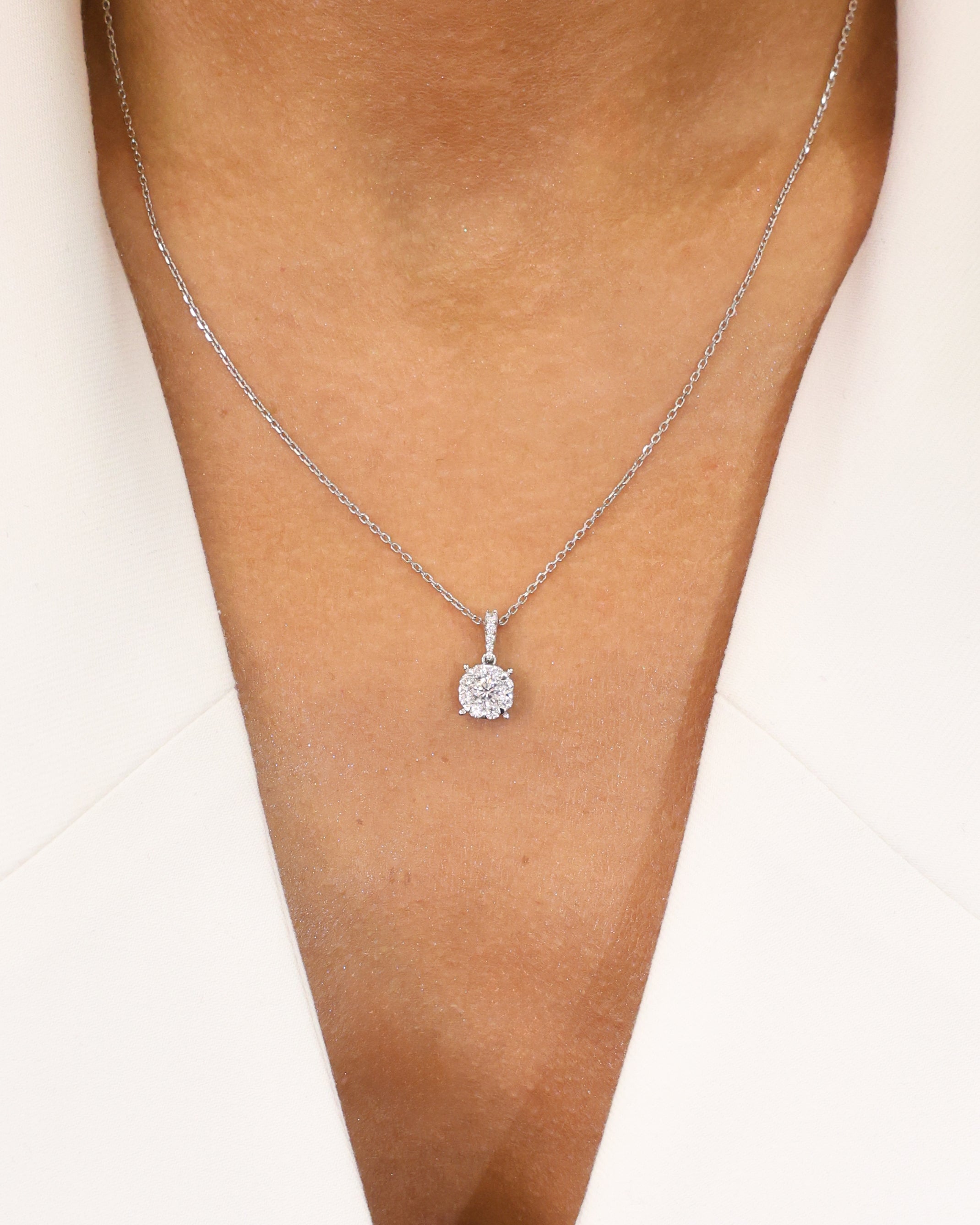 ROUND PENDANT NATURAL DIAMOND