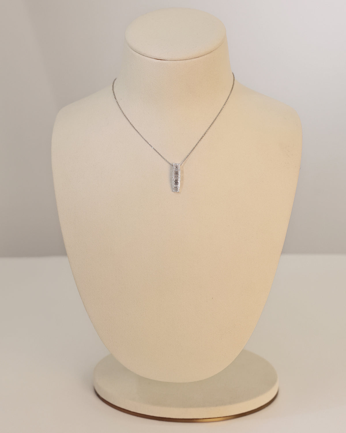 Baguette Natural Diamond Pendant in 18K White Gold – view 2