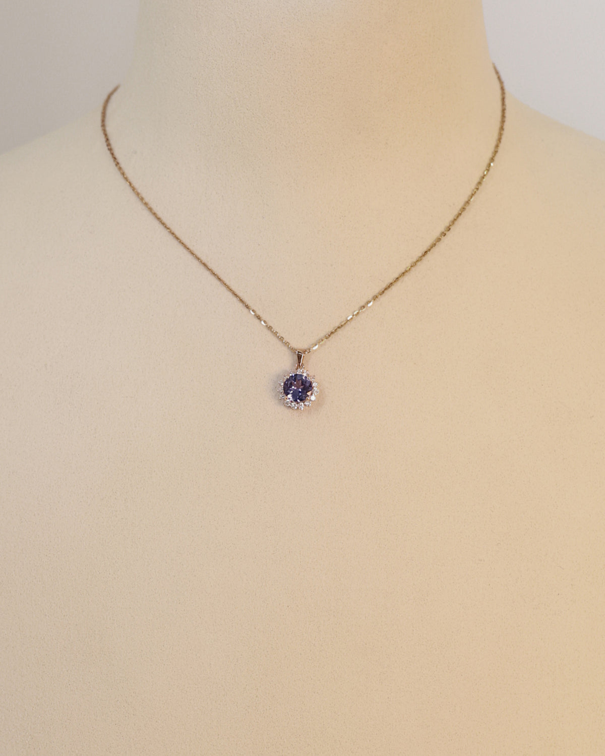 Tanzanite with Natural Diamond Pendant in 18K Rose Gold, 1.59 ct