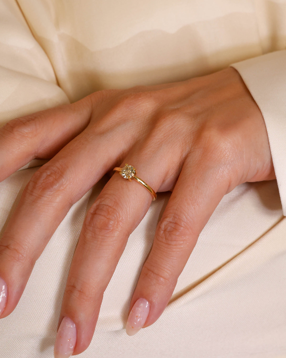 Solitaire Diamond Ring in 18K Yellow Gold, 0.60 ct