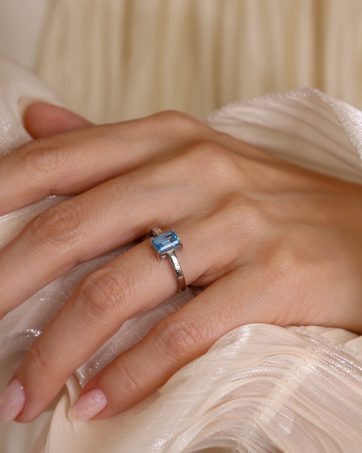 Emerald-Cut Blue Topaz Solitaire Ring in 18K White Gold, 1.50 ct
