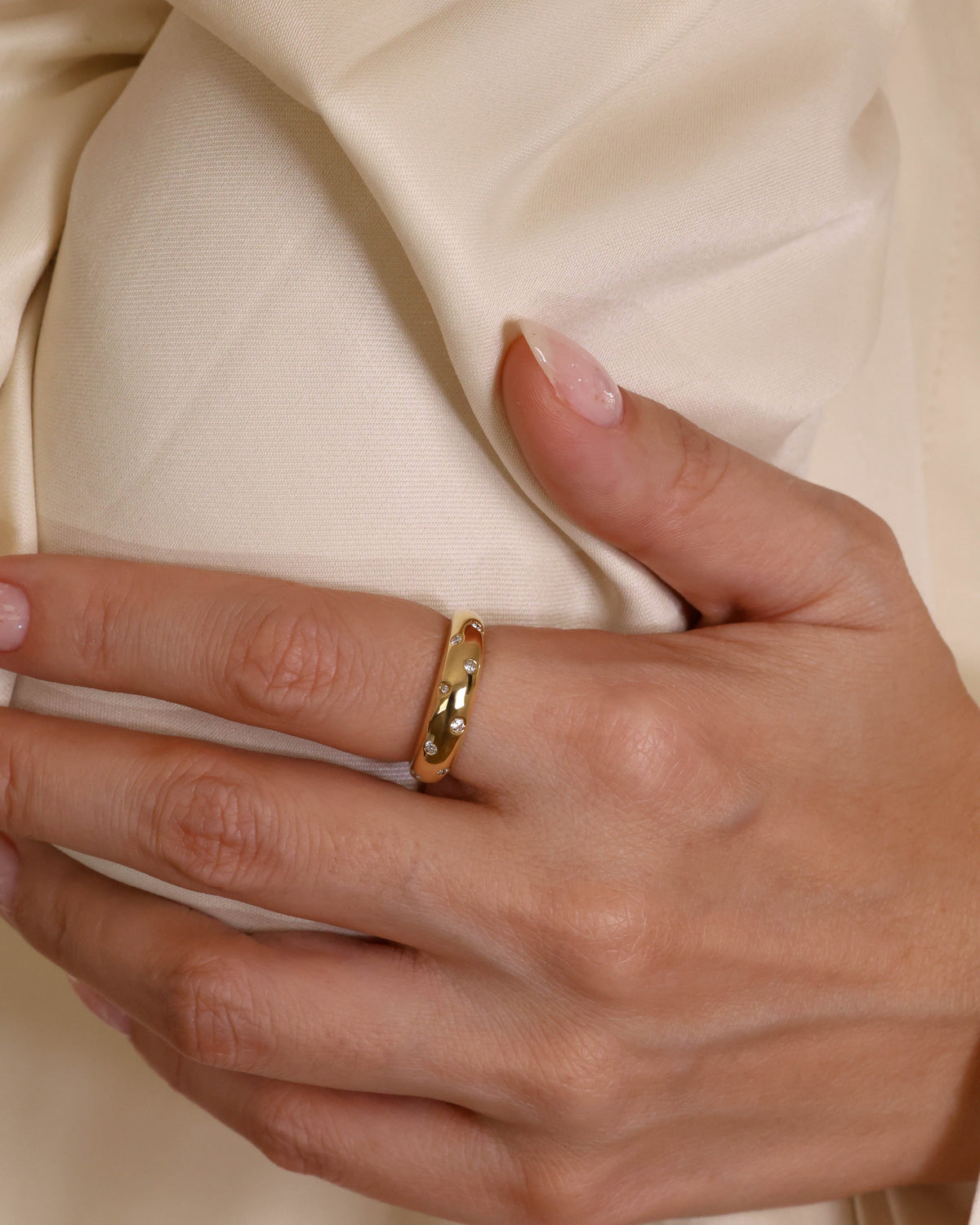 Starburst Flush-Set Diamond Dome Ring in 18K Yellow Gold, 0.15 ct