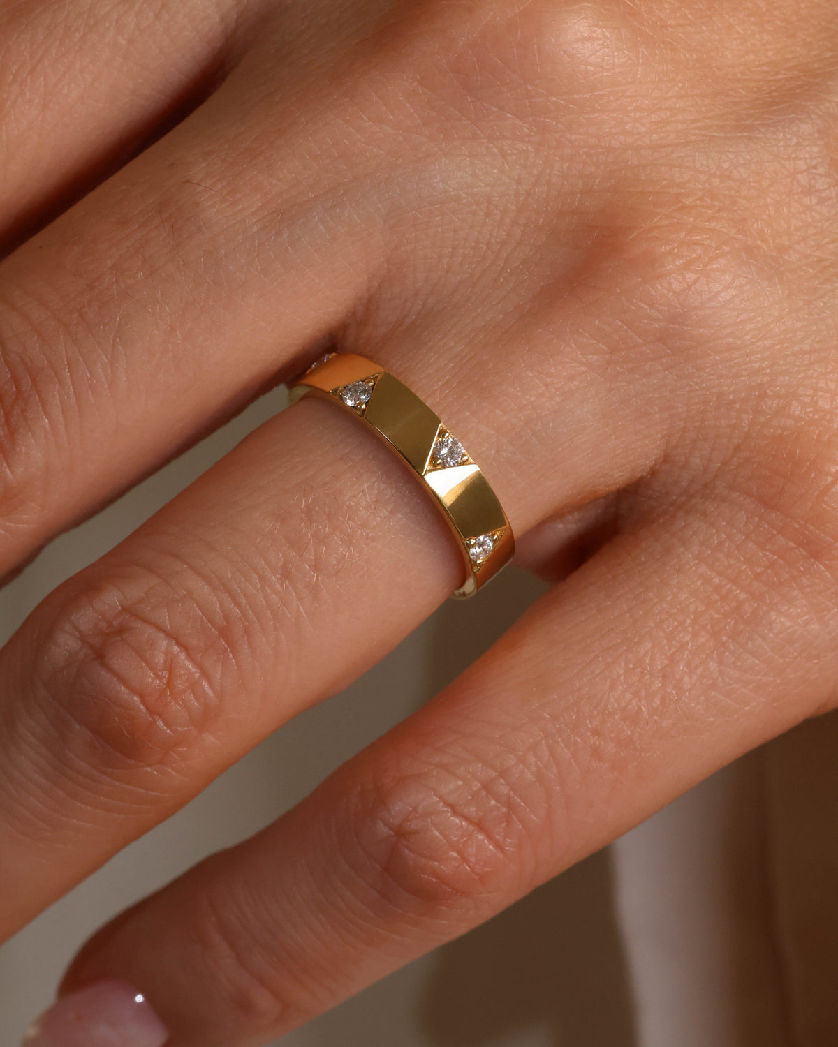 Geometric Triangle Cutout Diamond Band in 18K Yellow Gold – view 2