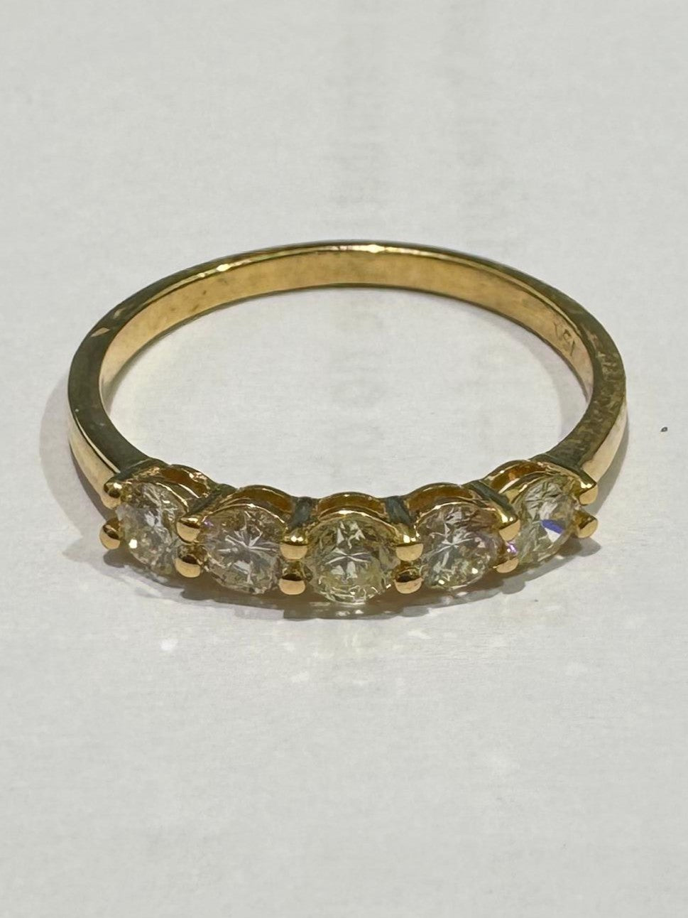 0.65 ct diamond 18k yellow gold ring