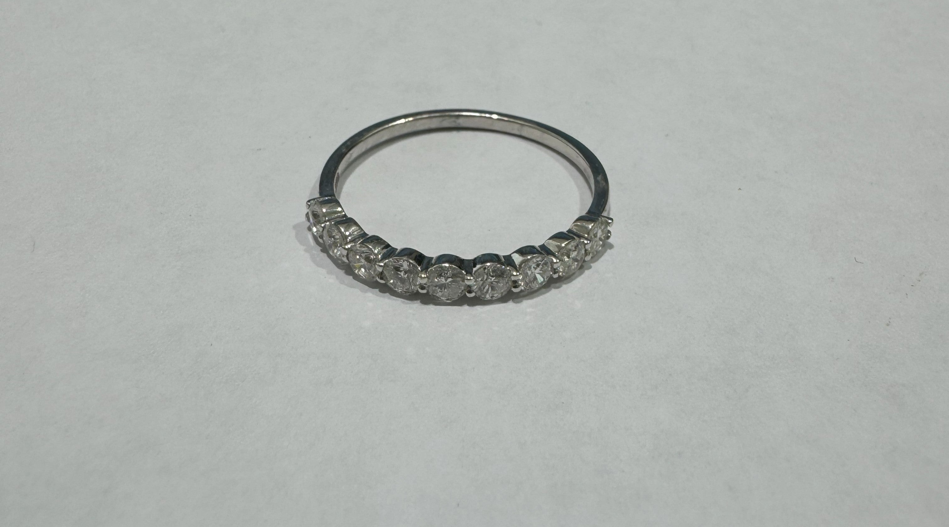 0.54 ct diamond 18k white gold ring