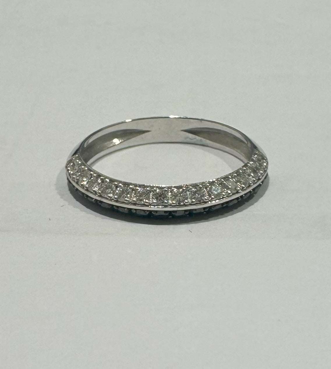 0.60 ct diamond 18k white gold ring