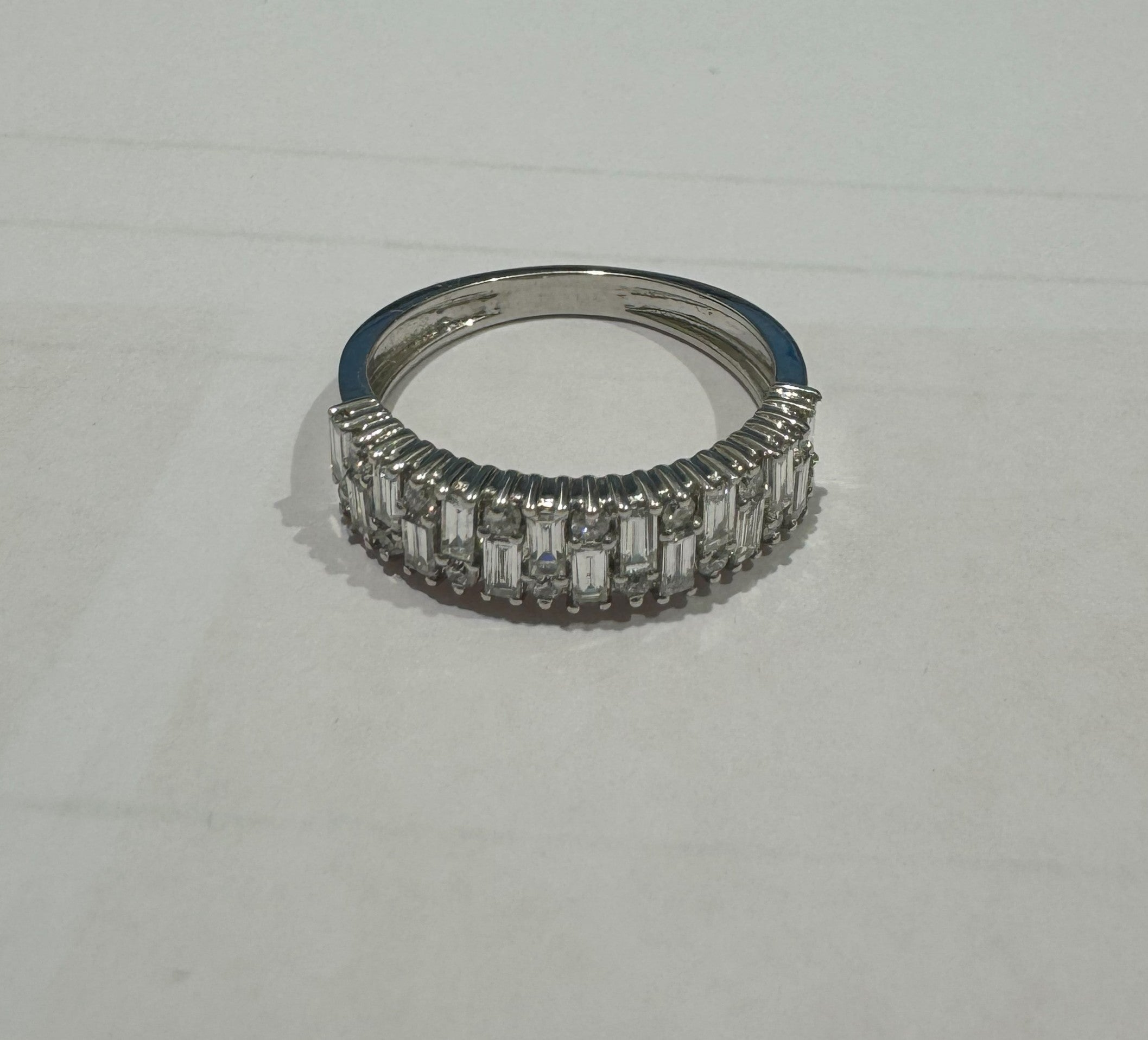 0.81 ct diamond 18k white gold ring