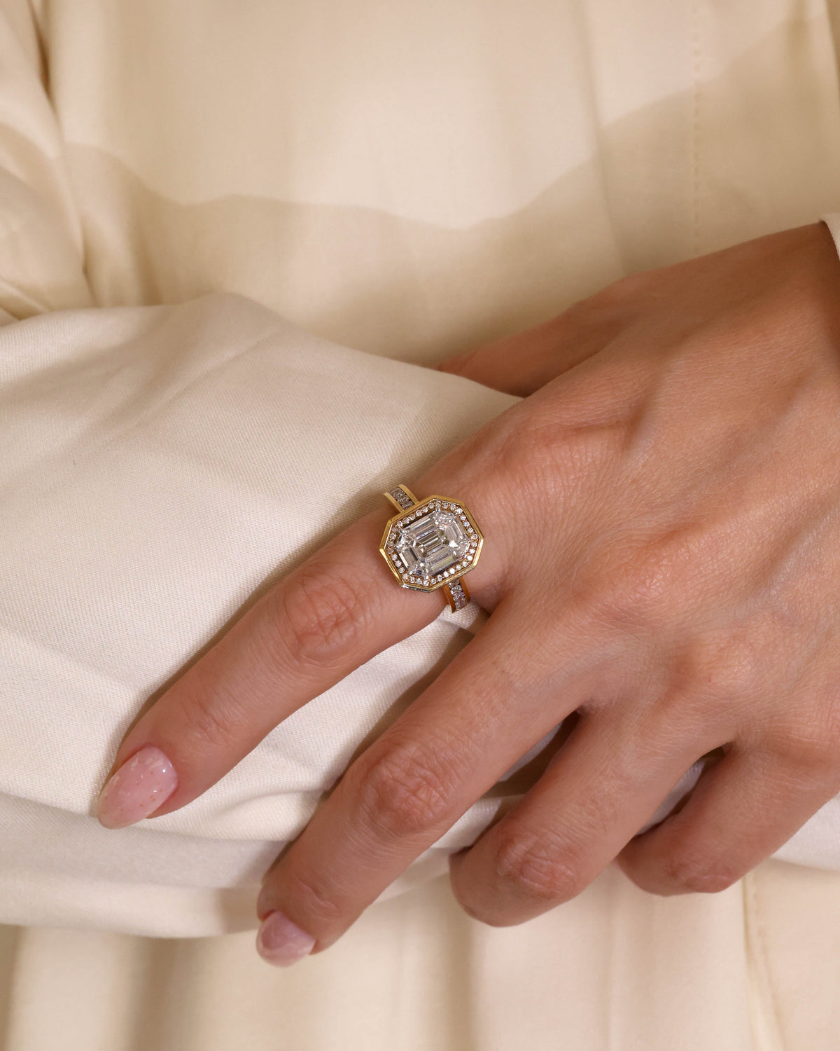 Octagon Bezel Mosaic Diamond Ring in 18K Yellow Gold, 1.28 ct