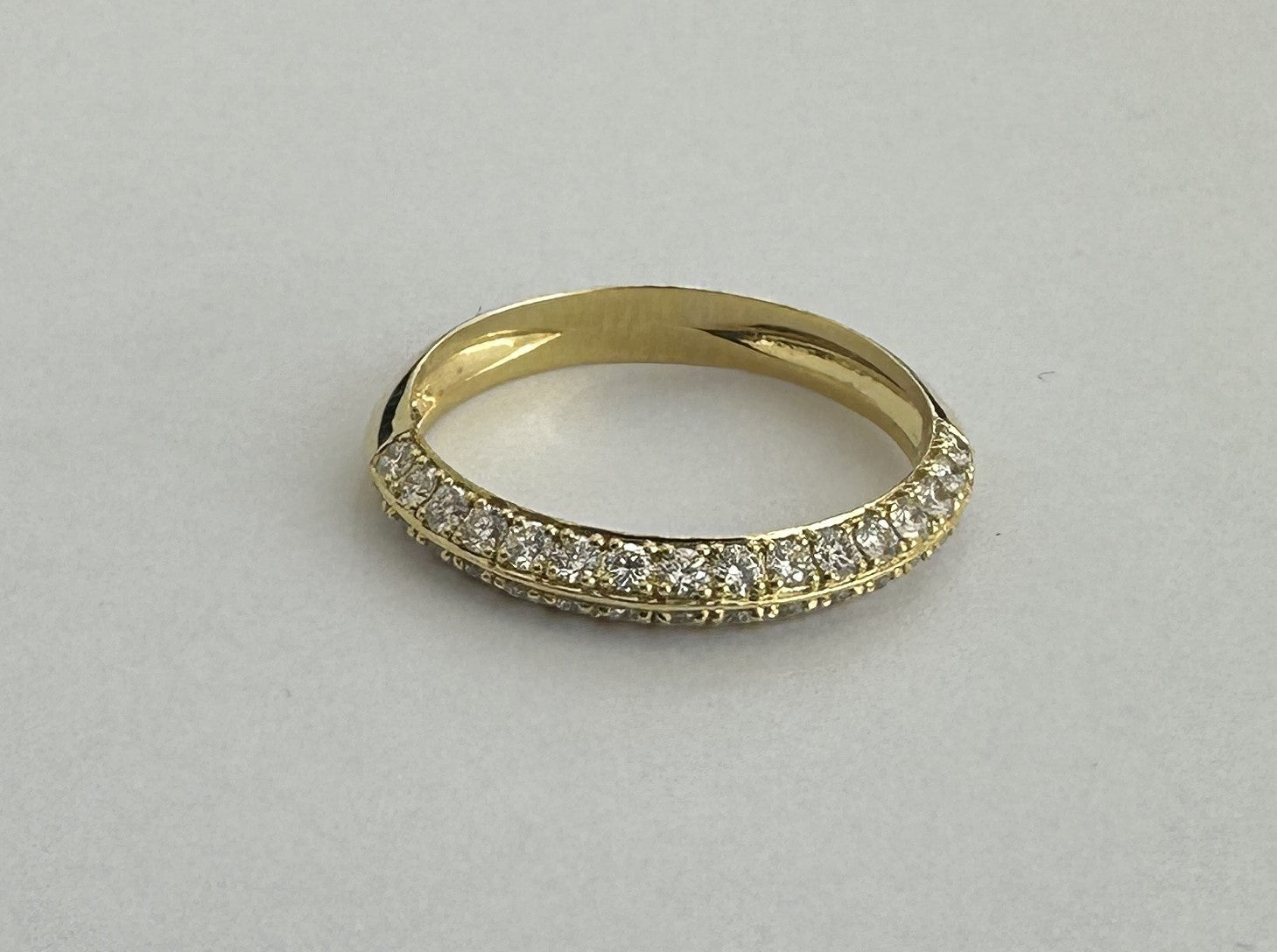 0.58 ct diamond 18k yellow gold ring