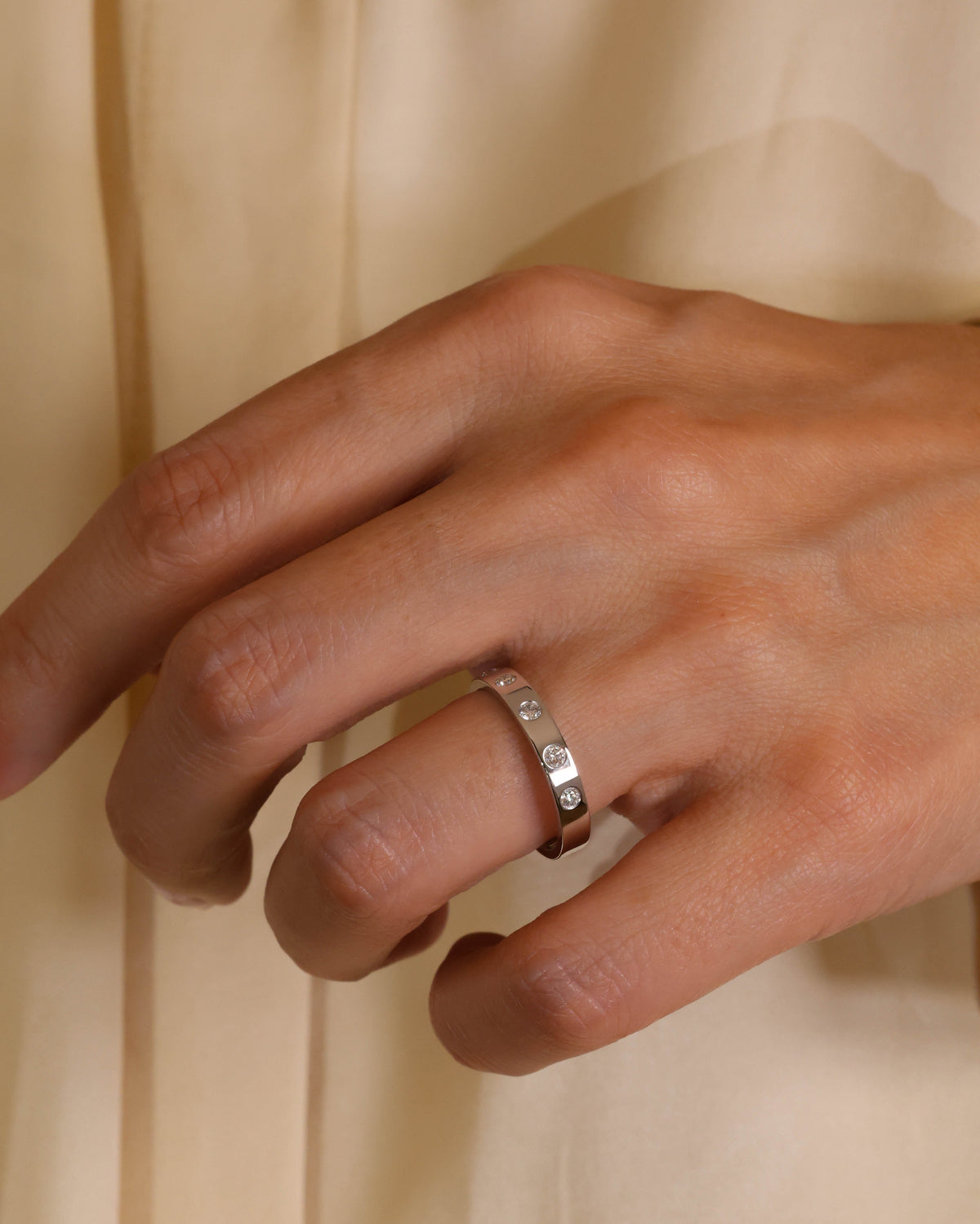 Flush Diamond Band Ring in 18K White Gold, 0.21 ct