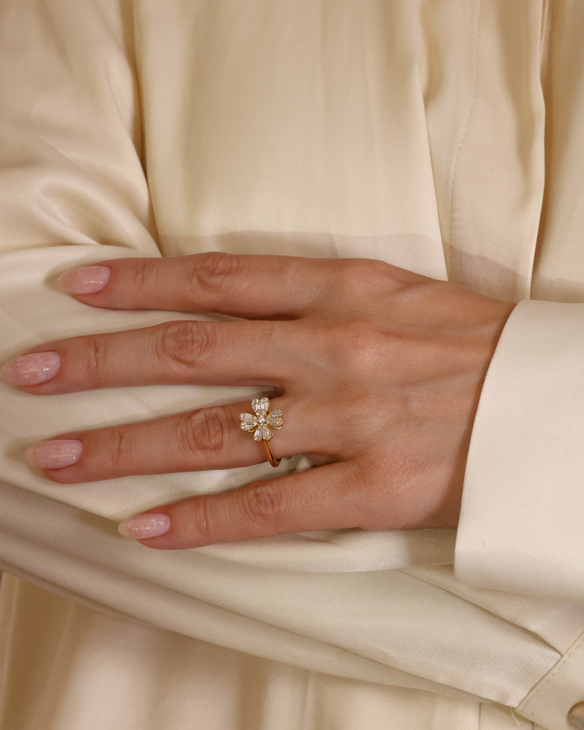 Diamond Clover Baguette Ring in 18K Yellow Gold, 0.43 ct