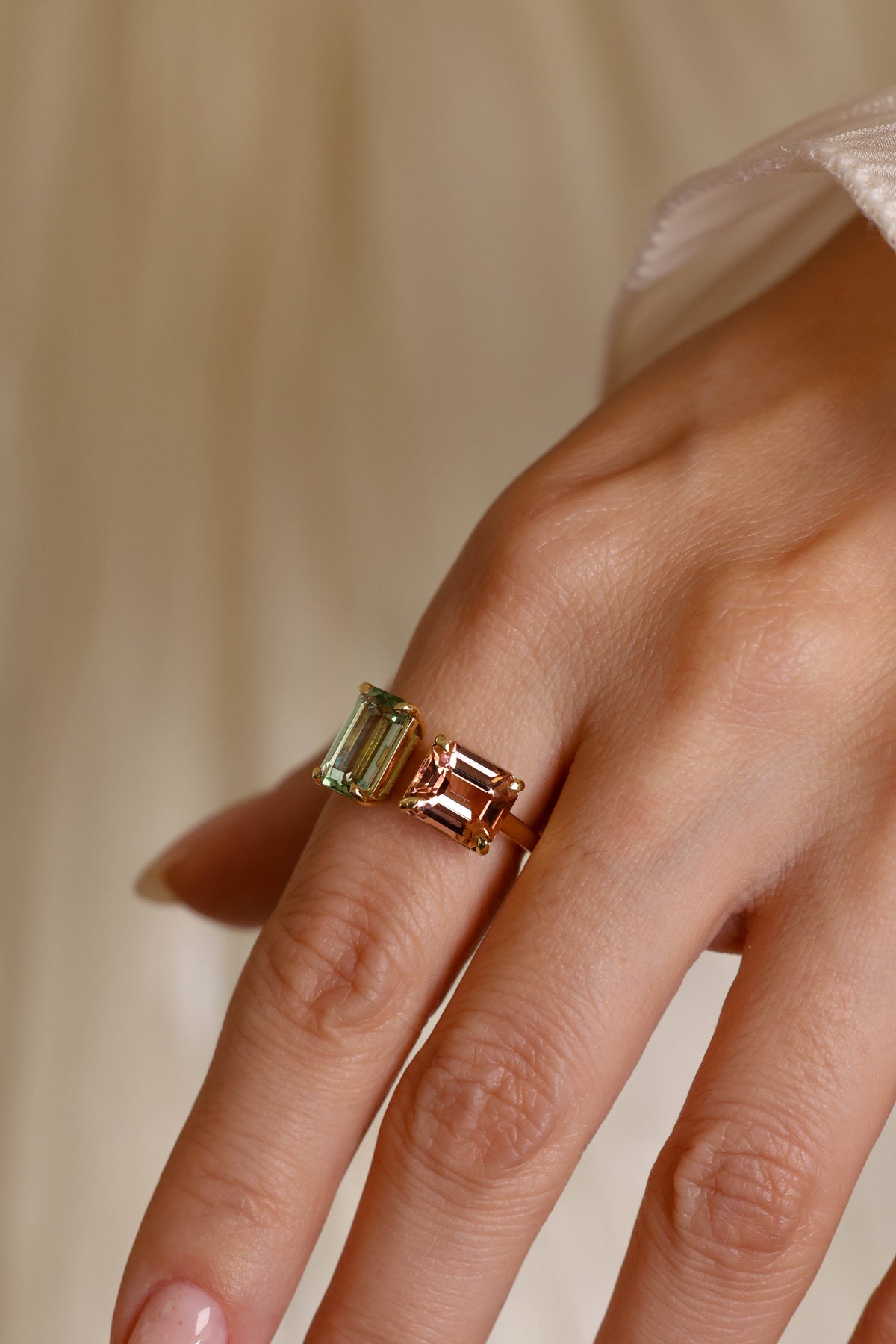 Color Stone Toi et Moi Ring in 18K Yellow Gold – view 3