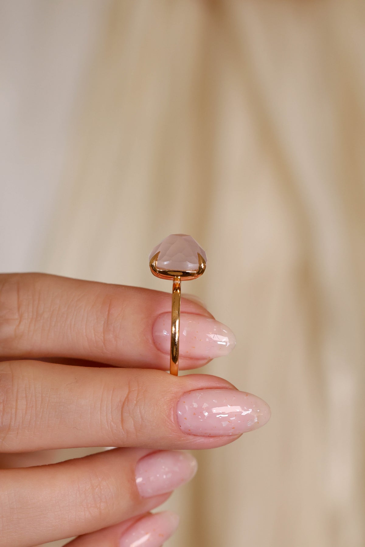 Rose Quartz Statement Ring in 18K Rose Gold – view 4