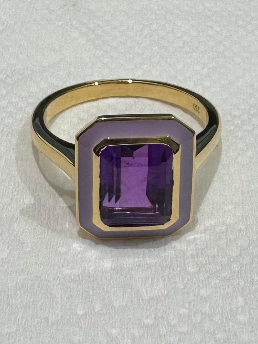 Amethyst 18k yellow gold ring