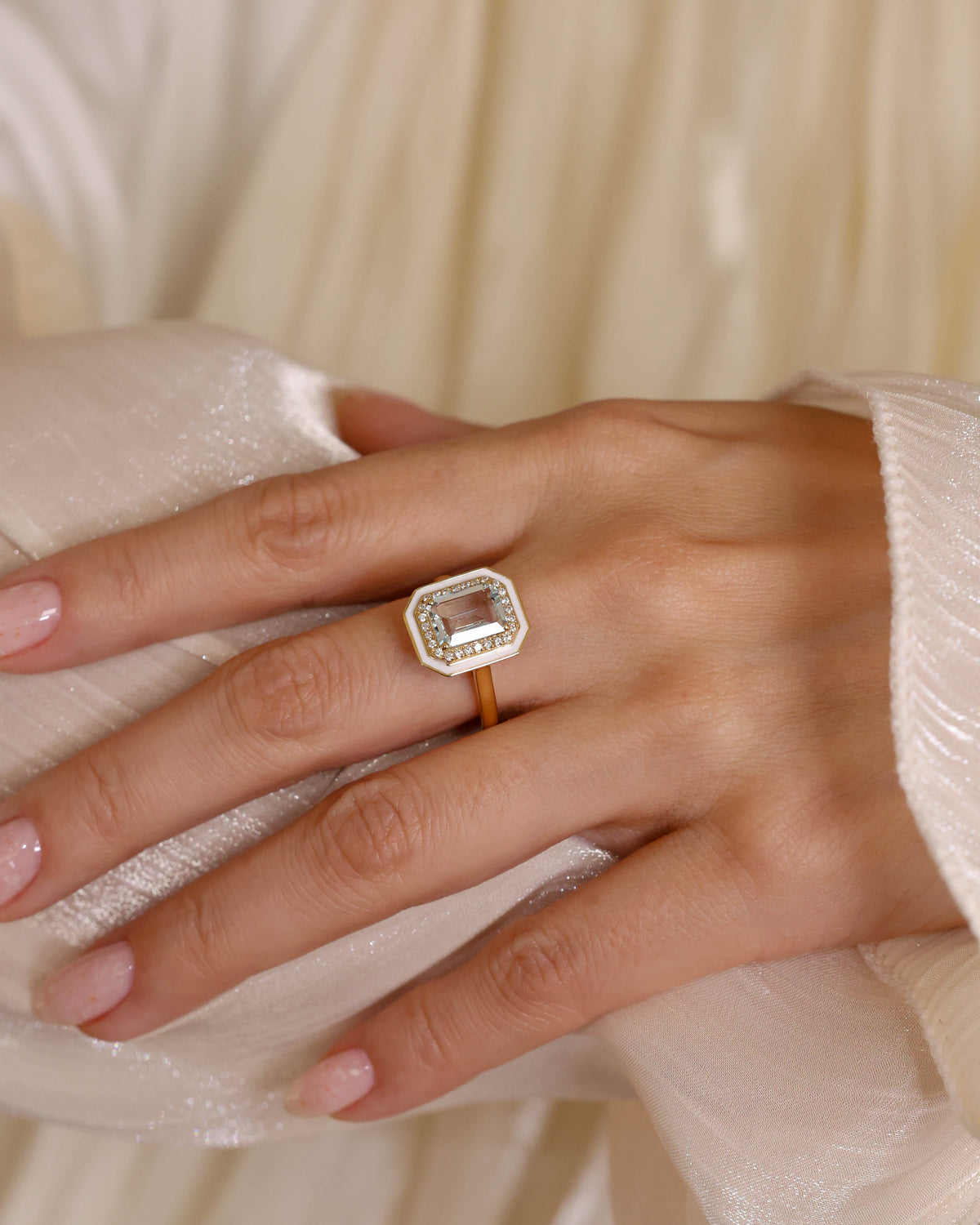 Aquamarine Halo Natural Diamond Ring in 18K Yellow Gold, 1.68 ct