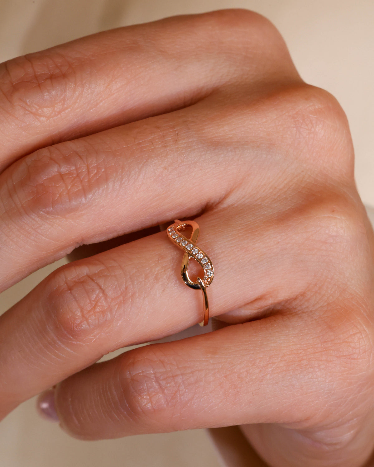 Infinity Ring in 18K Rose Gold, 0.06 ct