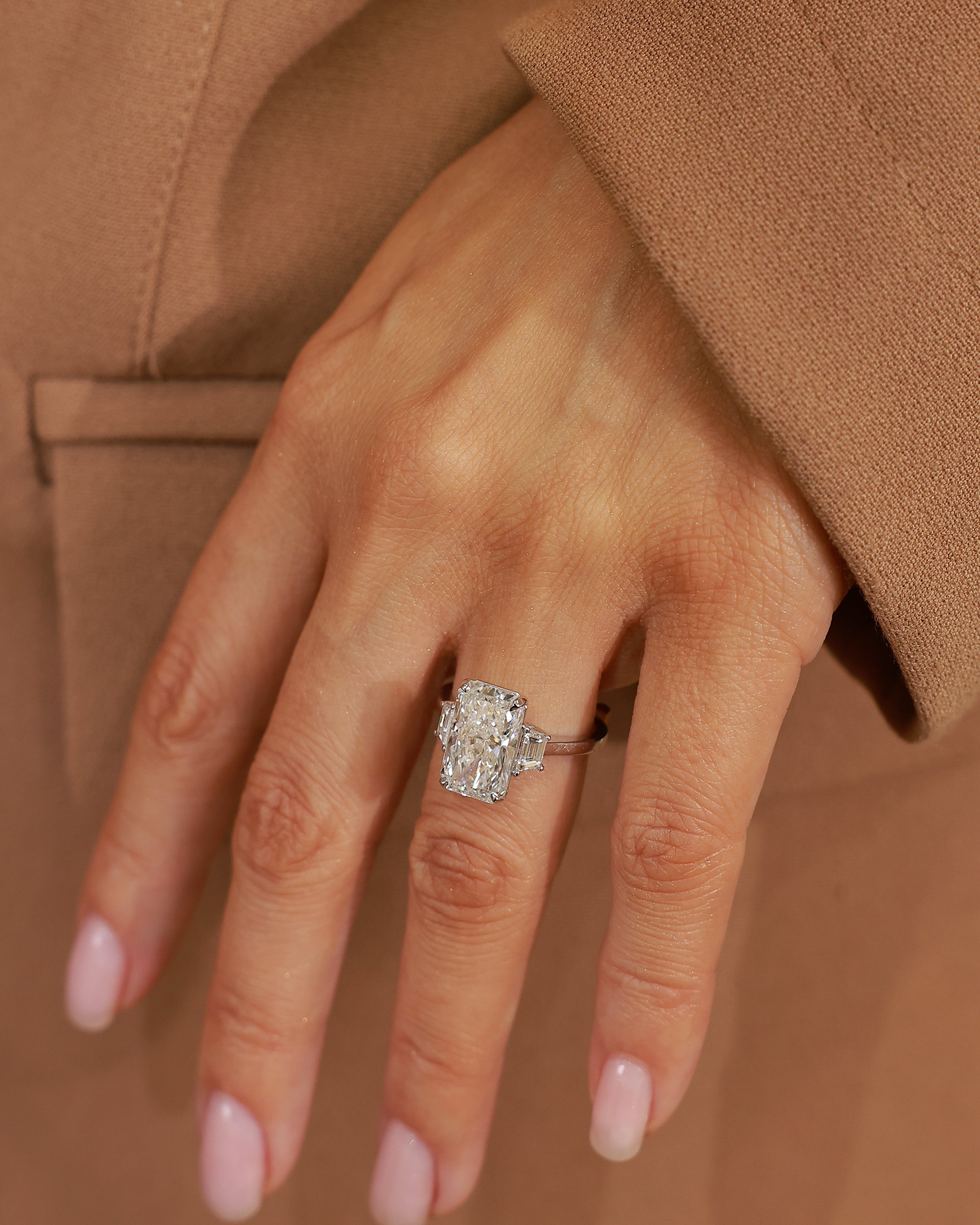 5.88 ct radiant cut lab grown diamond 18k white gold ring