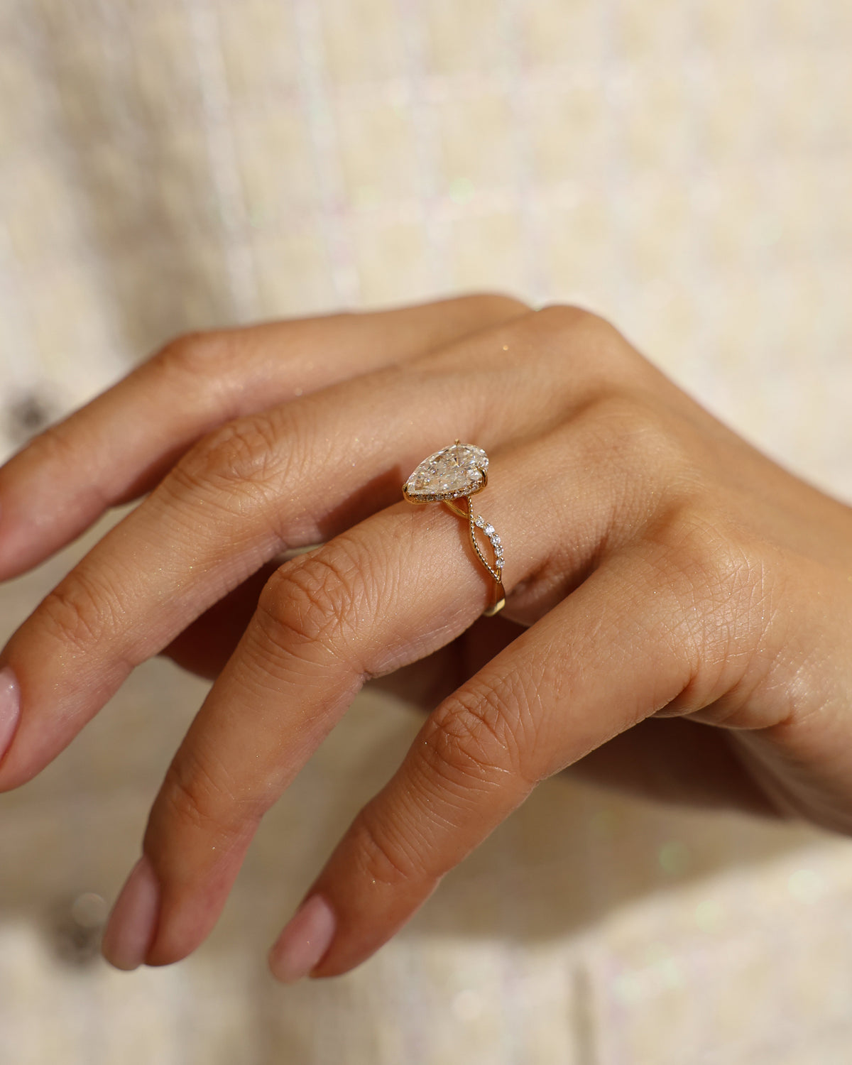 2.21 ct Pear Cut Lab-Grown Diamond Ring in 18K Yellow Gold – view 4