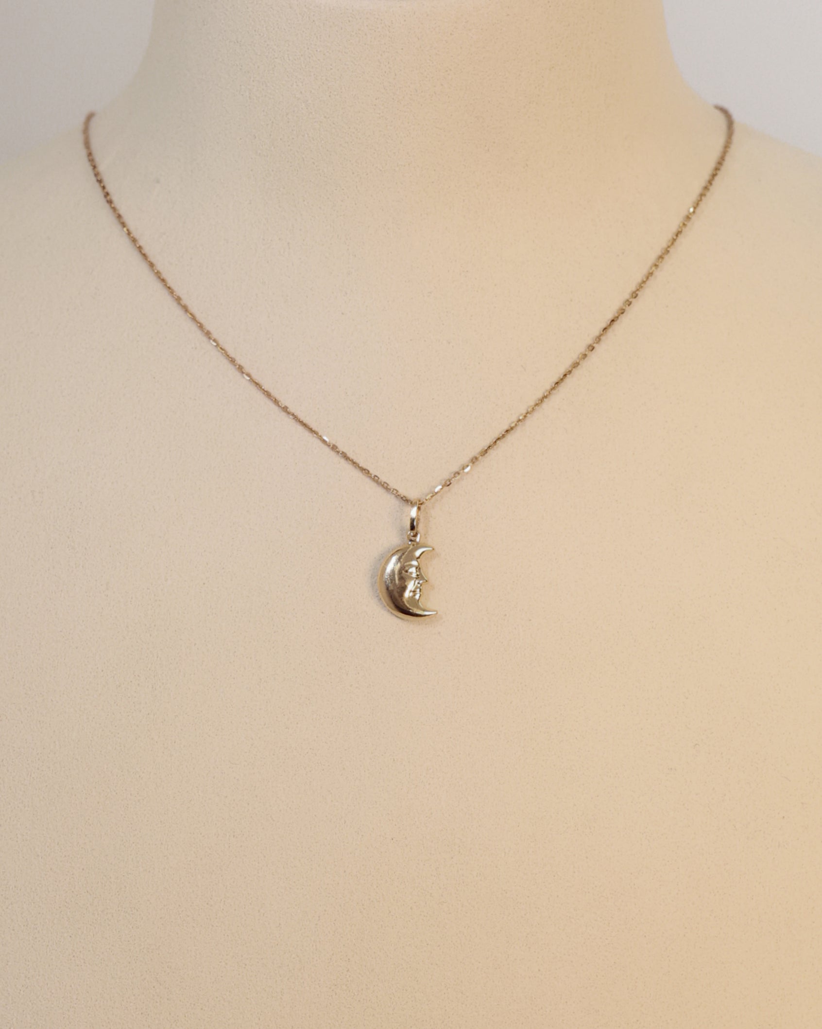 GOLD MOON PENDANT