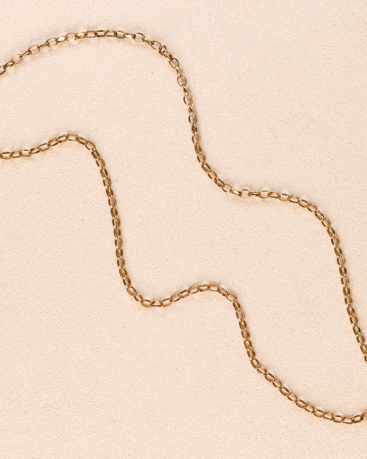 Oval Link Rolo Chain