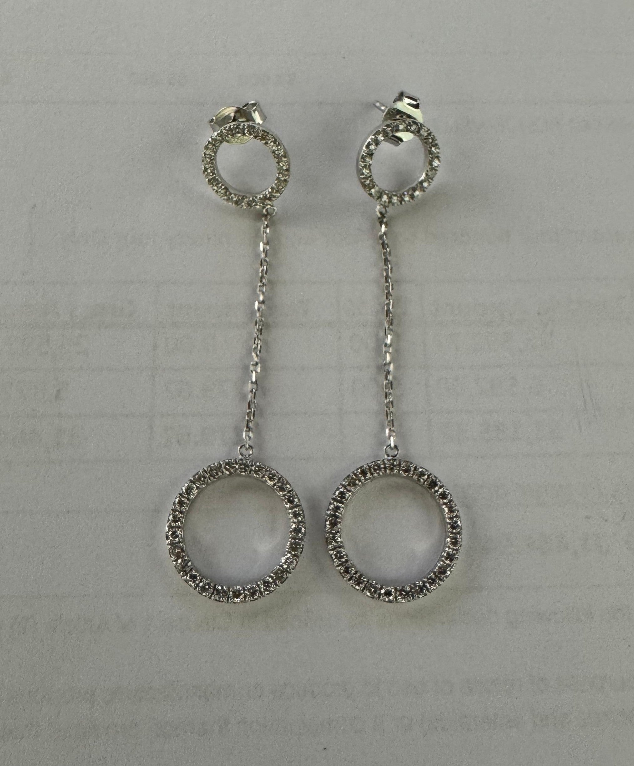 1.23 ct 18K White Gold Diamond Earrings