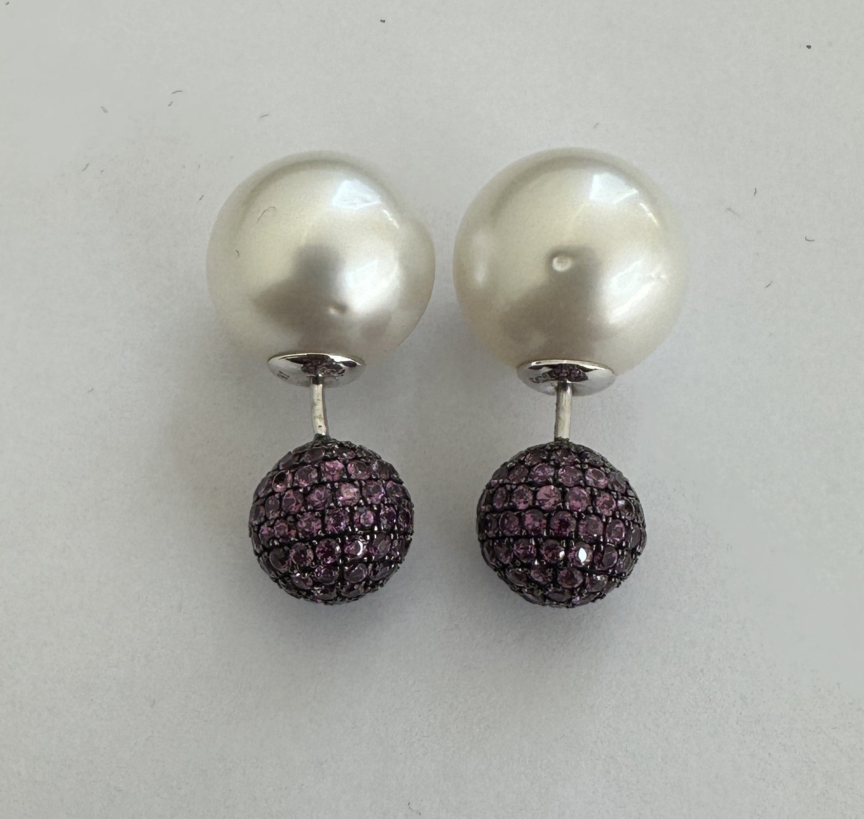 5.28 ct Amethyst and Pearl Earrings