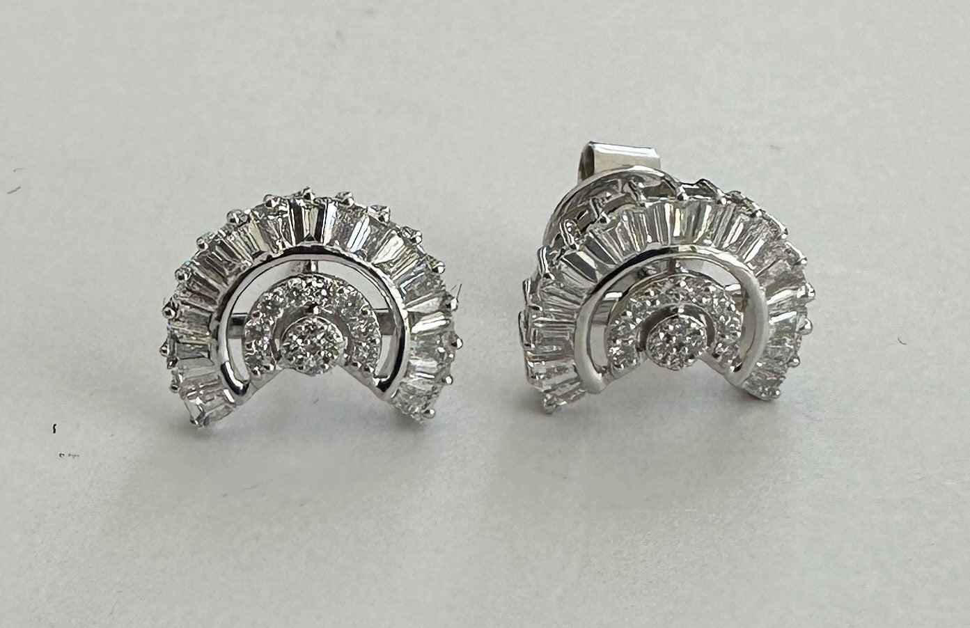 0.52 ct 18K White Gold Diamond Stud Earrings