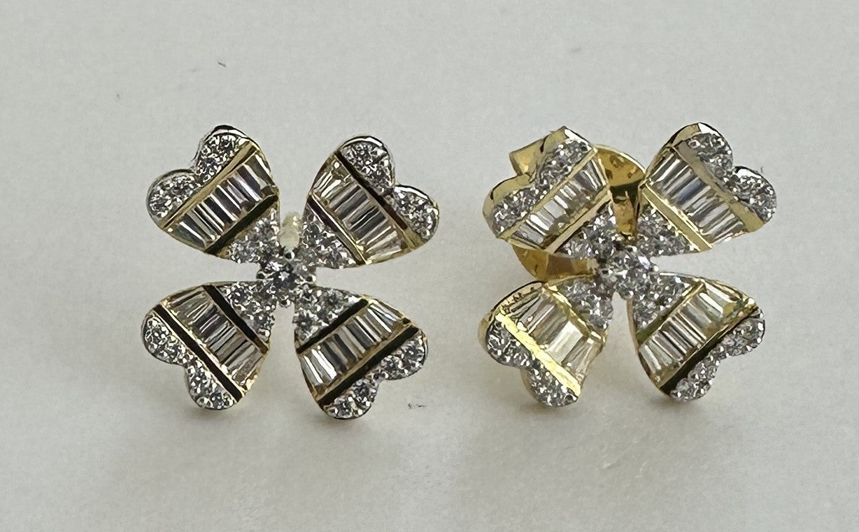 0.87 ct 18K Yellow Gold Floral Baguette Diamond Stud Earrings