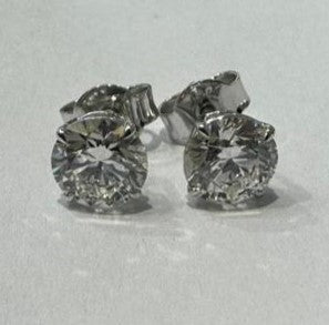2.05 ct lab grown diamond 18k white gold earring