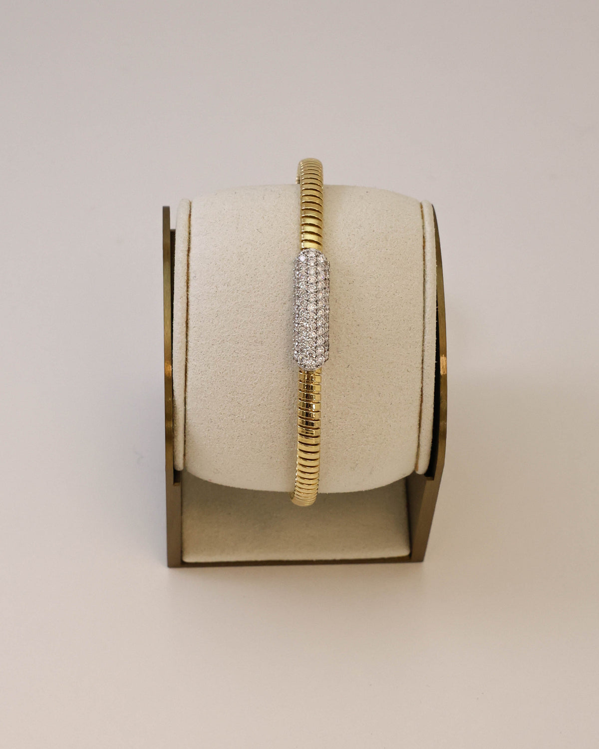 Natural Diamond Pavé Bangle in 18K Yellow Gold, 1.08 ct