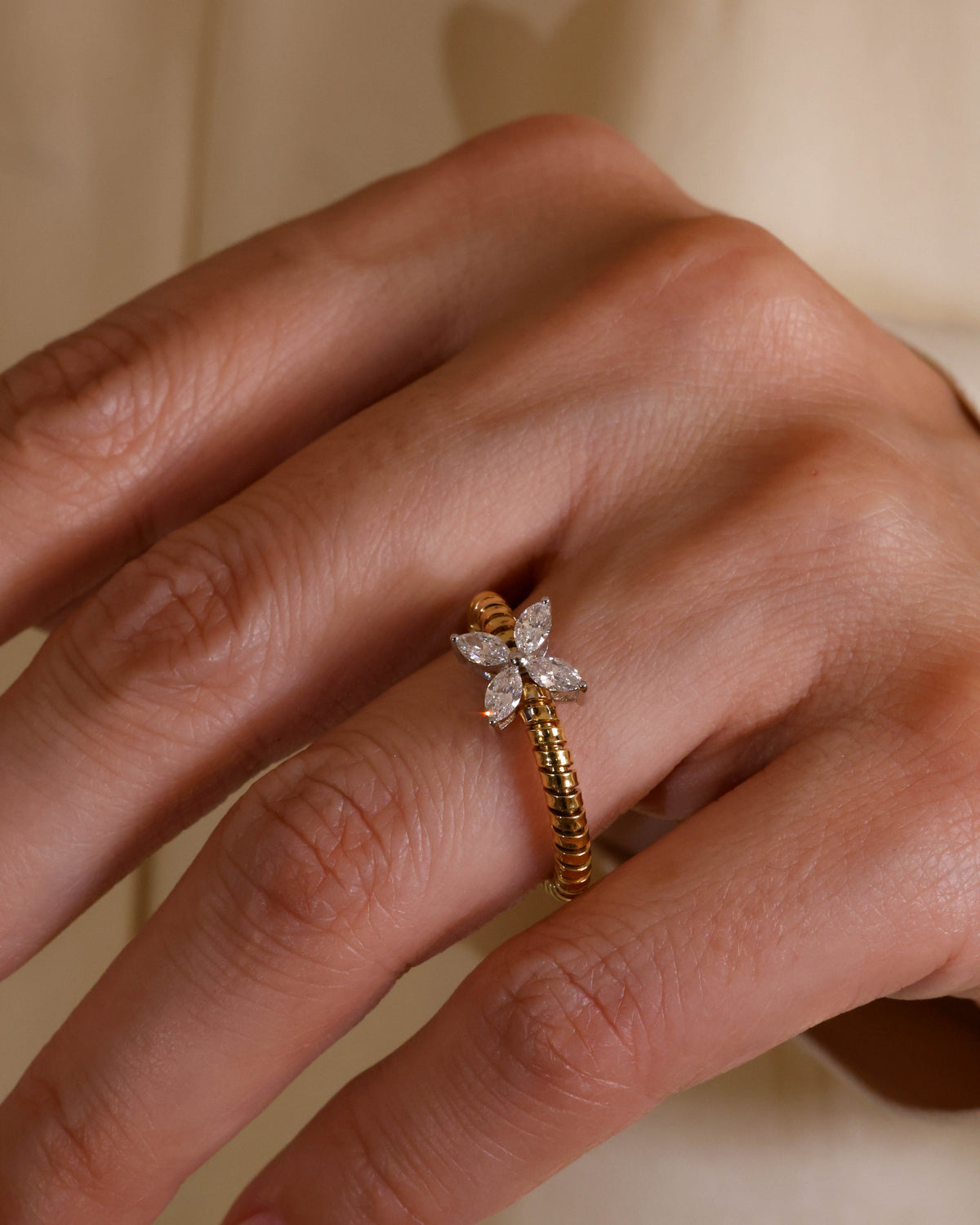 Floral Diamond Ring in 18K Yellow Gold – view 2