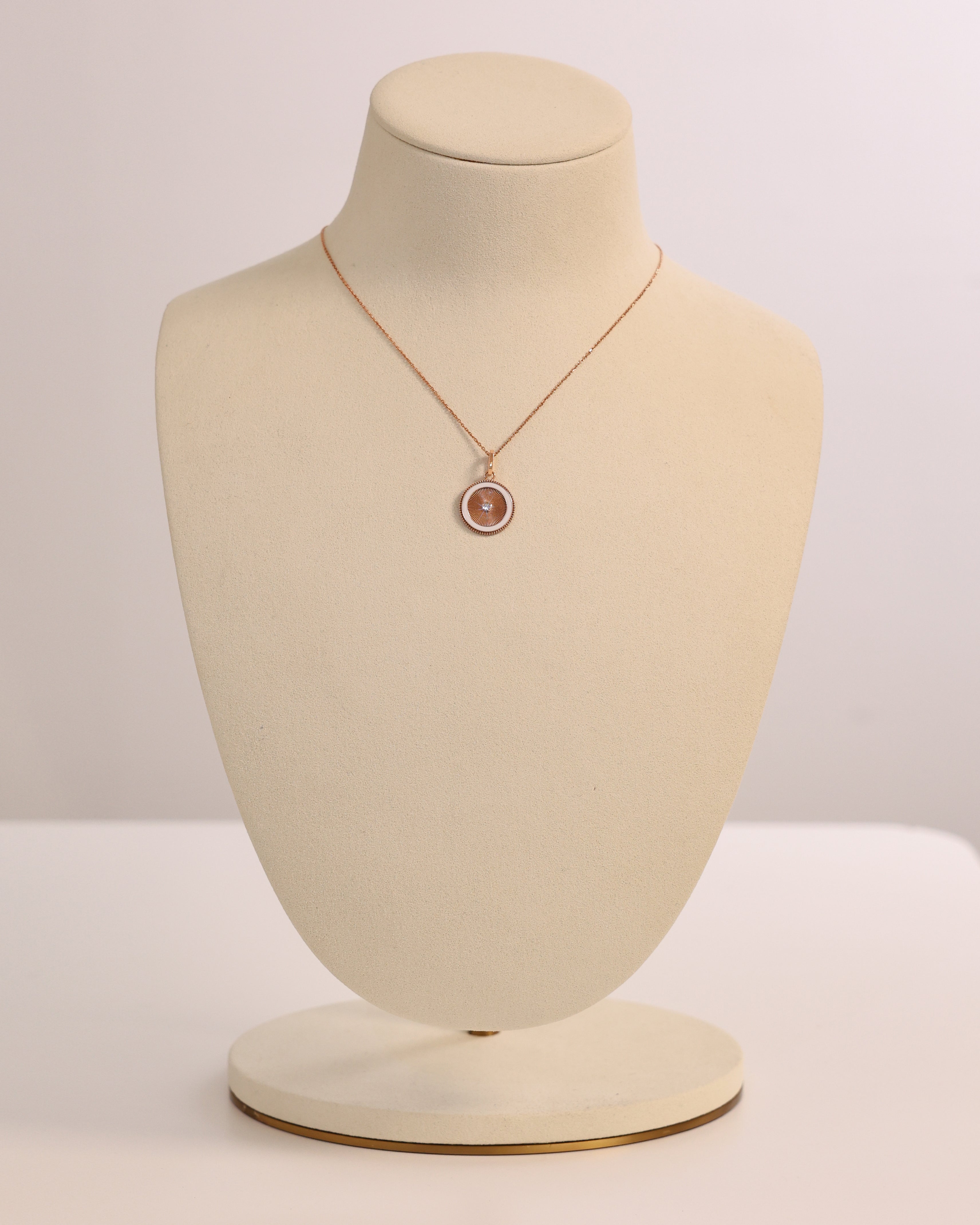 CIRCLE ENAMEL DIAMOND NECKLACE