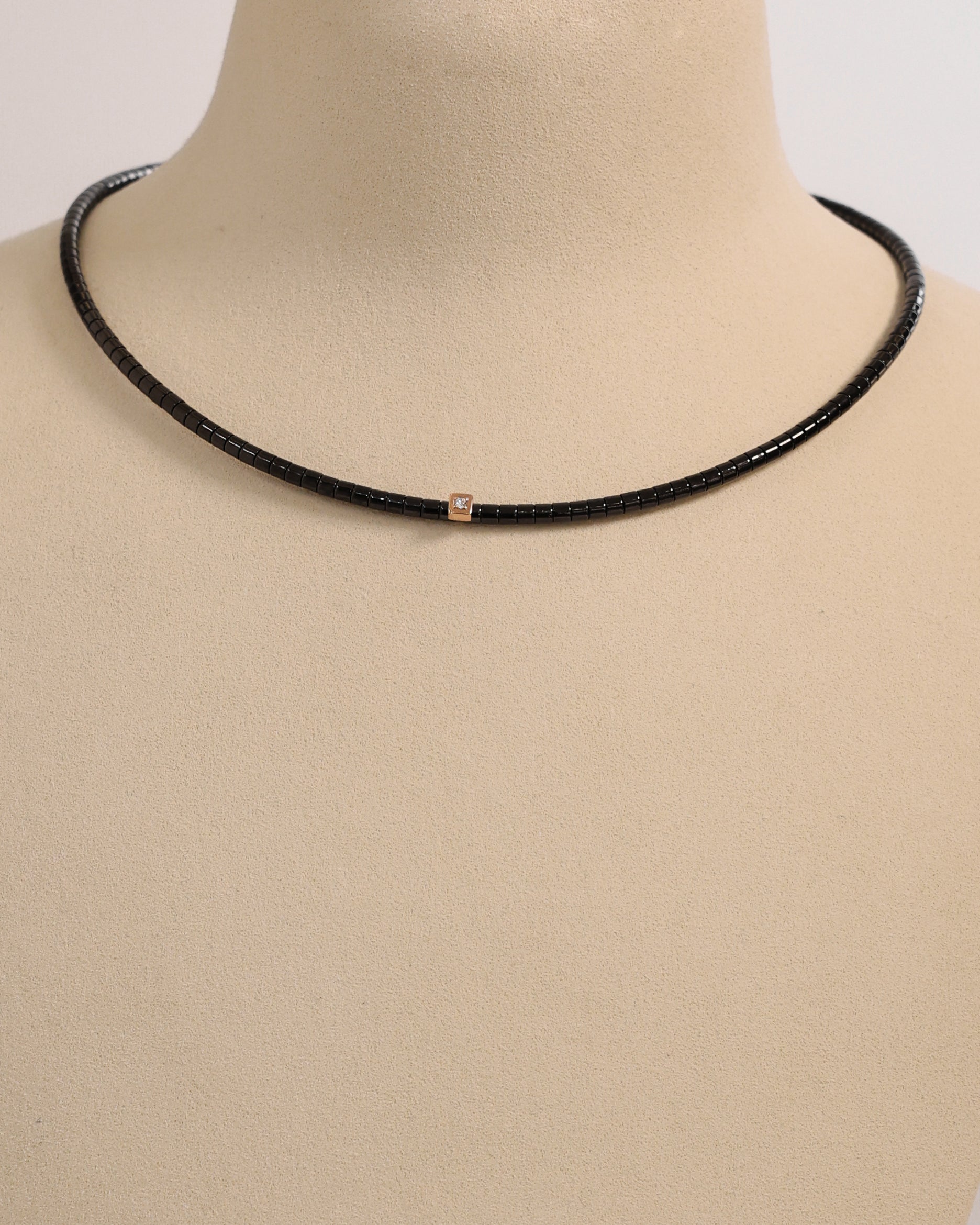 BLACK CERAMIC DIAMOND NECKLACE