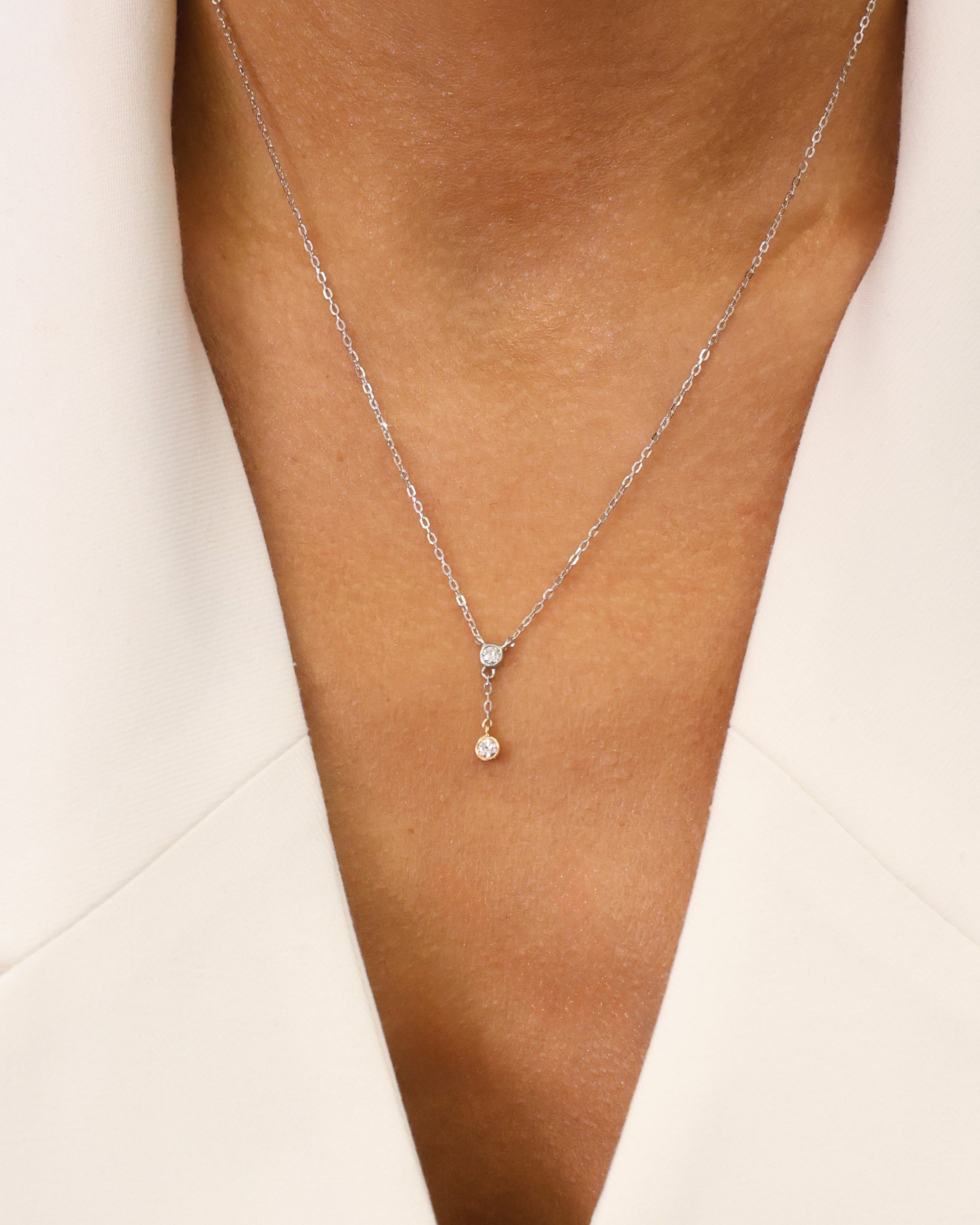 DAINTY NATURAL DIAMOND NECKLACE