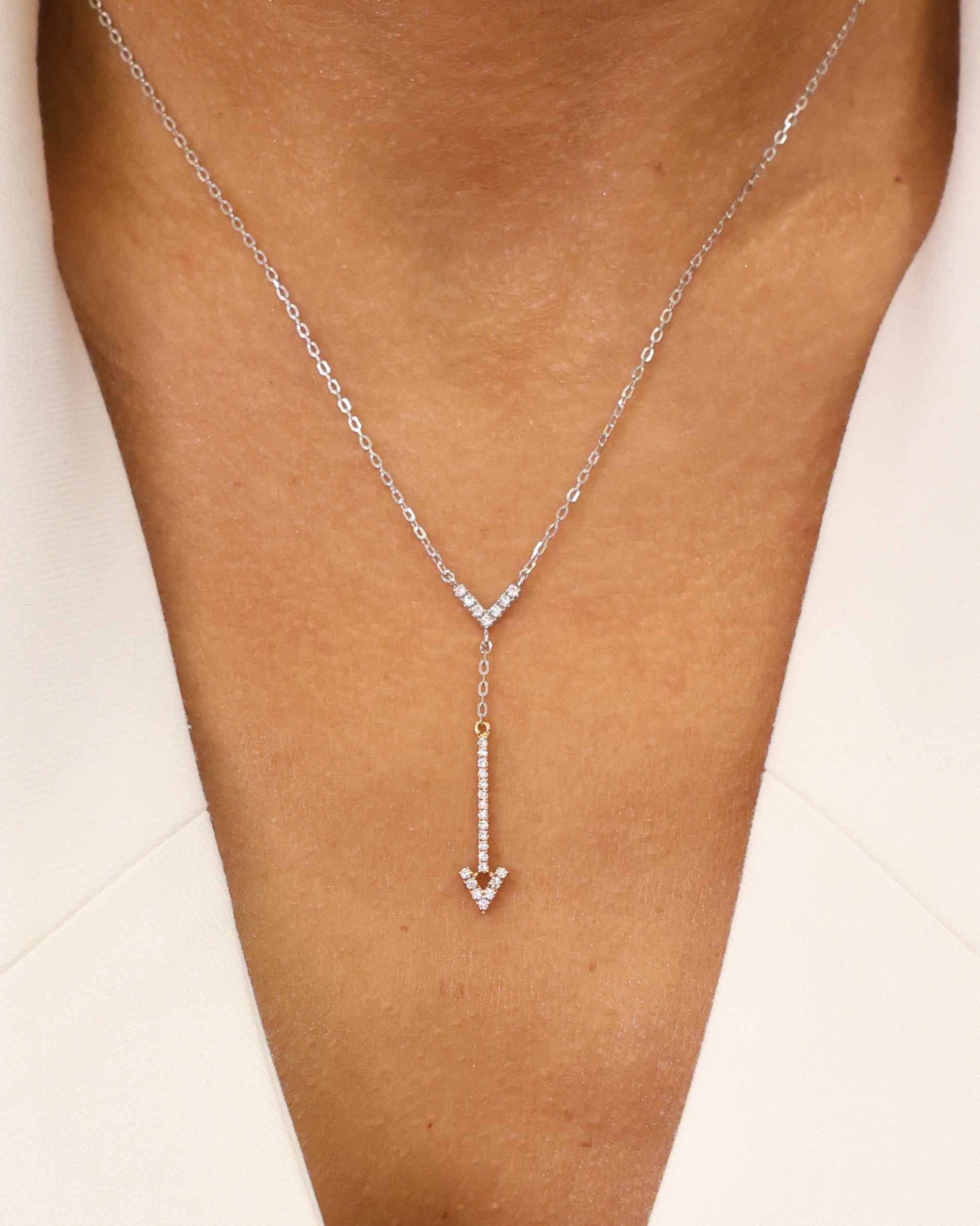 ARROW NECKLACE NATURAL DIAMOND
