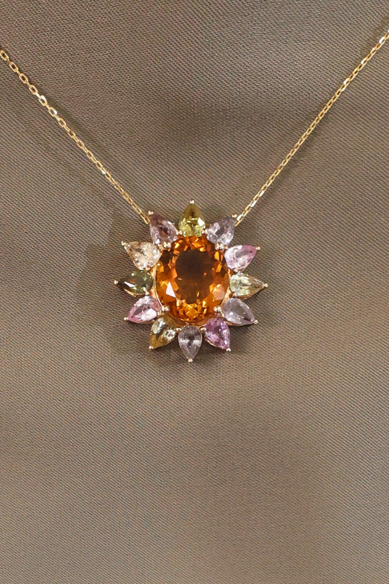 SAPPHIRE FLOWER PENDANT