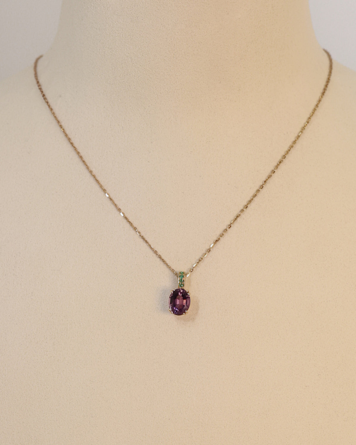 Oval Amethyst Pendant, 2.73 ct