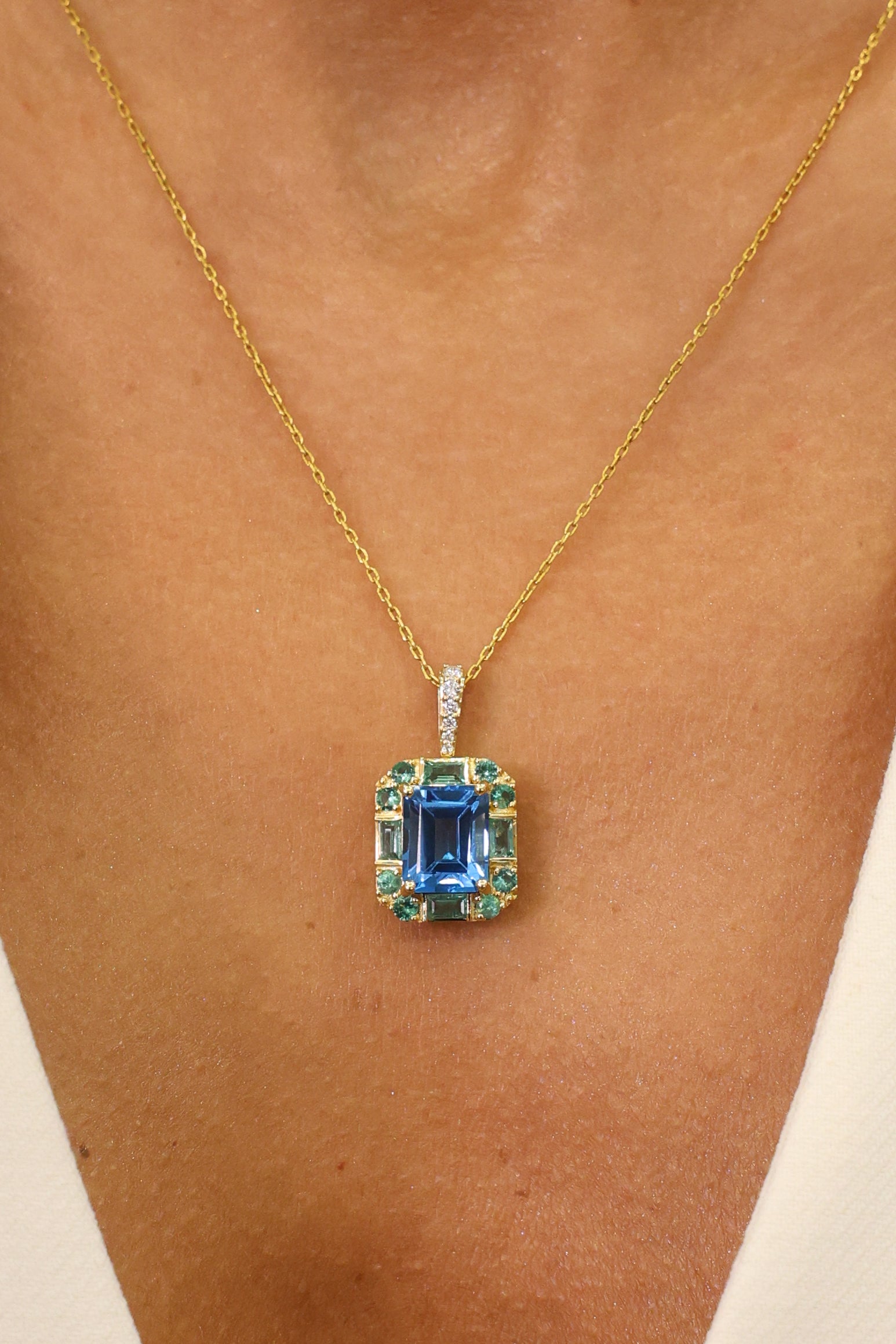 EMERALD PENDANT