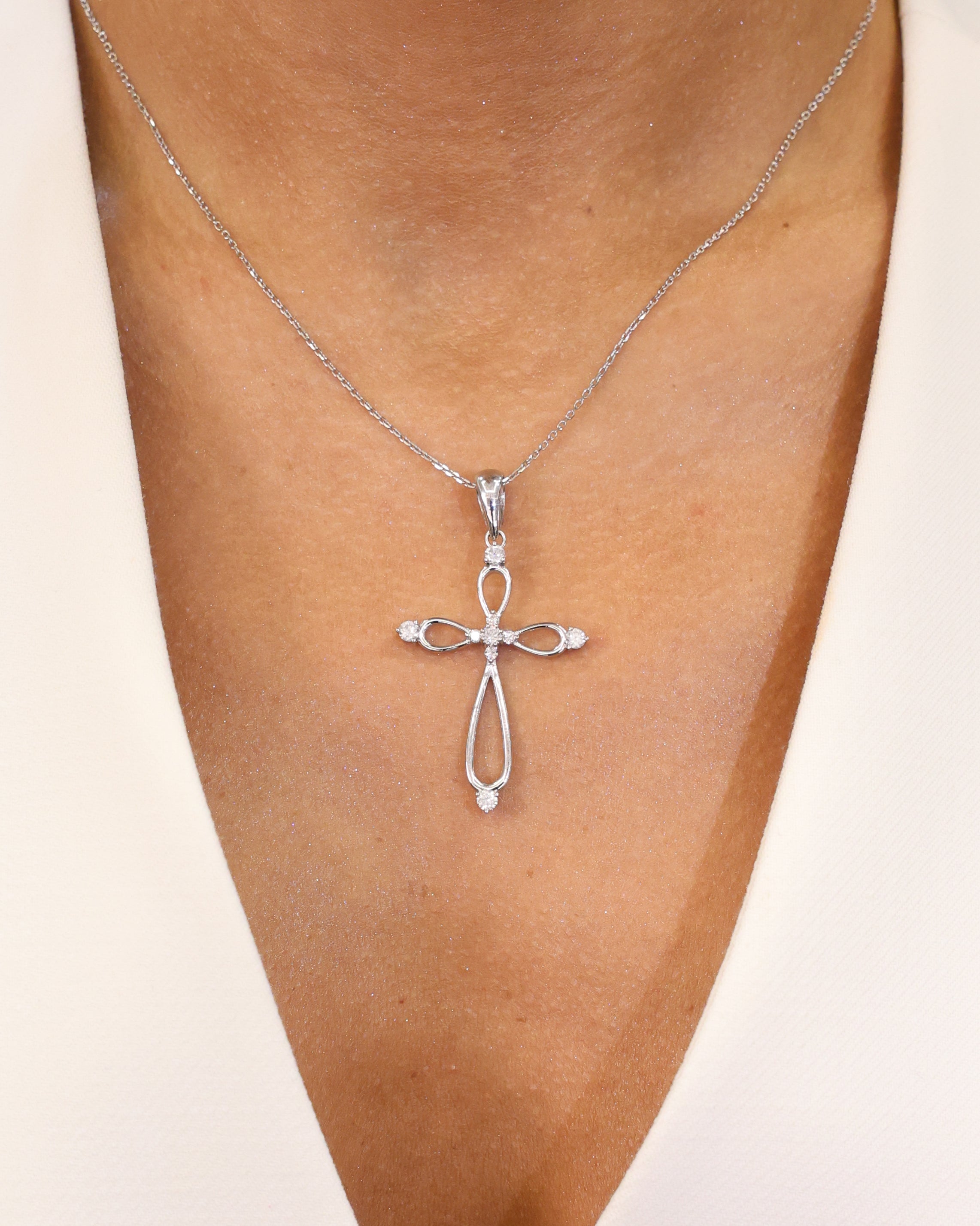 CROSS PENDANT NATURAL DIAMOND 0,55 CT