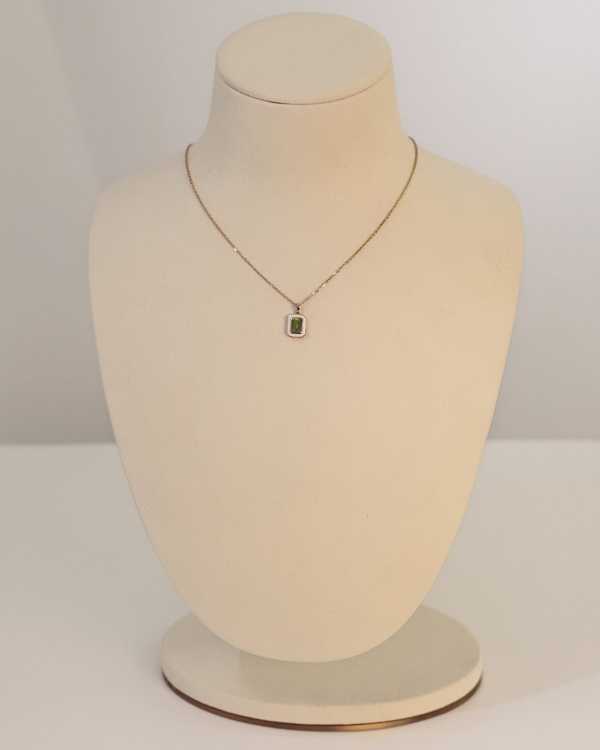 Color Stone Pendant in 18K Yellow Gold – view 2