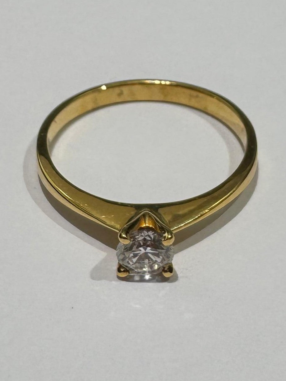 0.30 ct diamond 18k yellow gold ring
