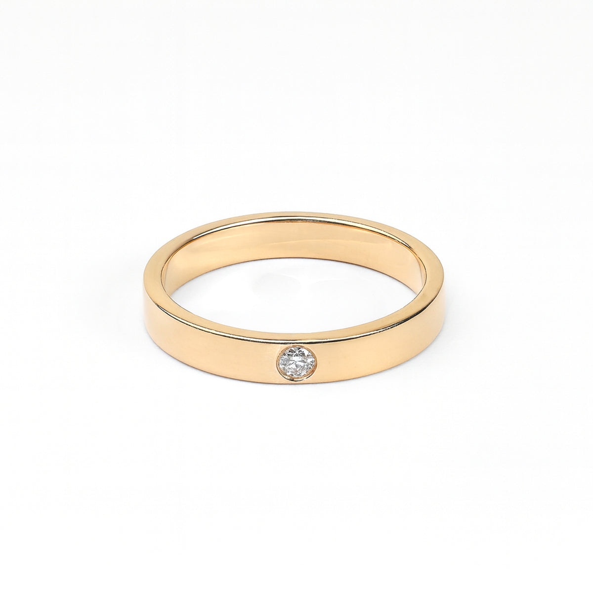 Flush-Set Round Diamond Flat Band – front view – DRN00211