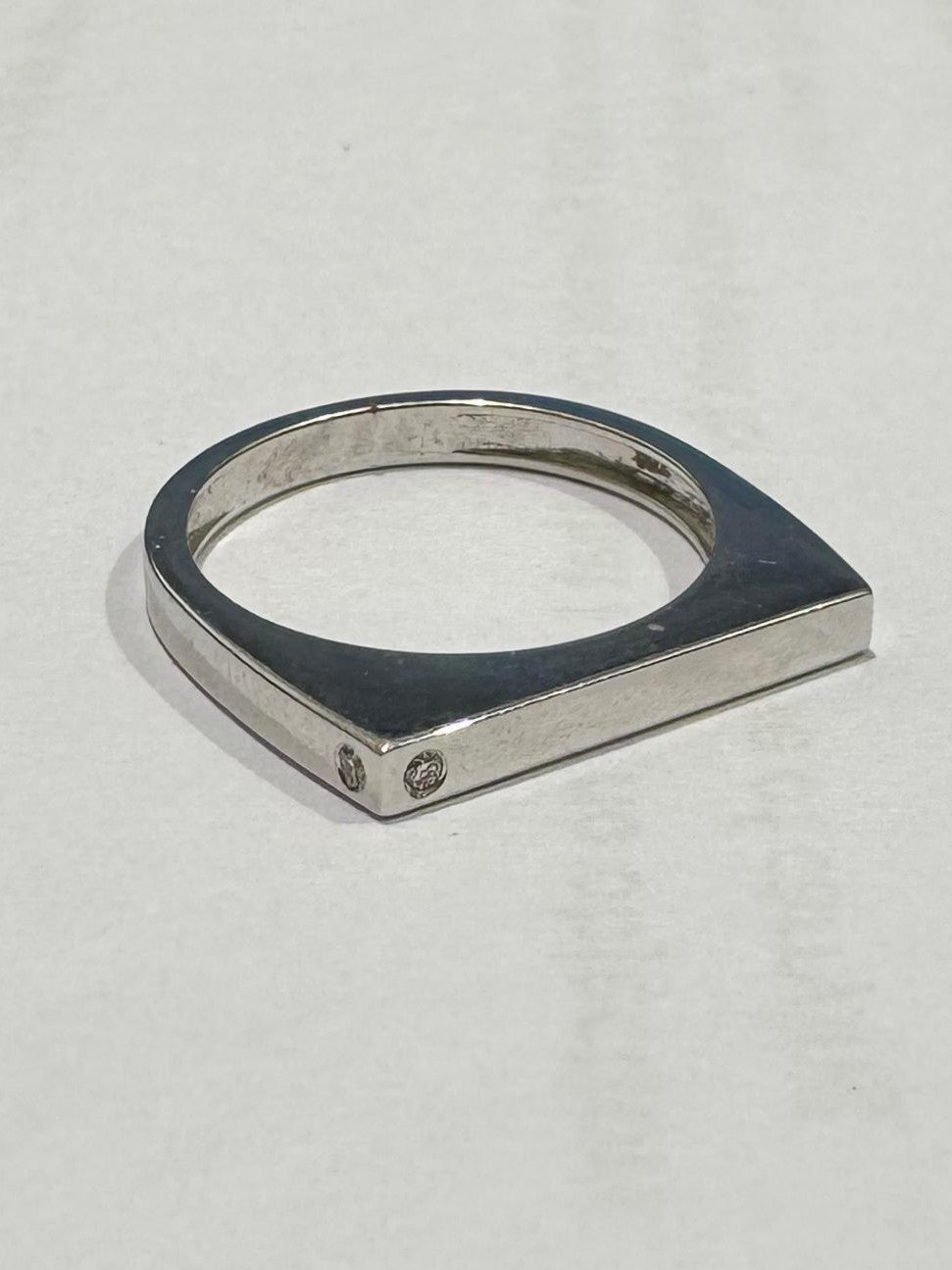 0.02 ct diamond 18k white gold ring
