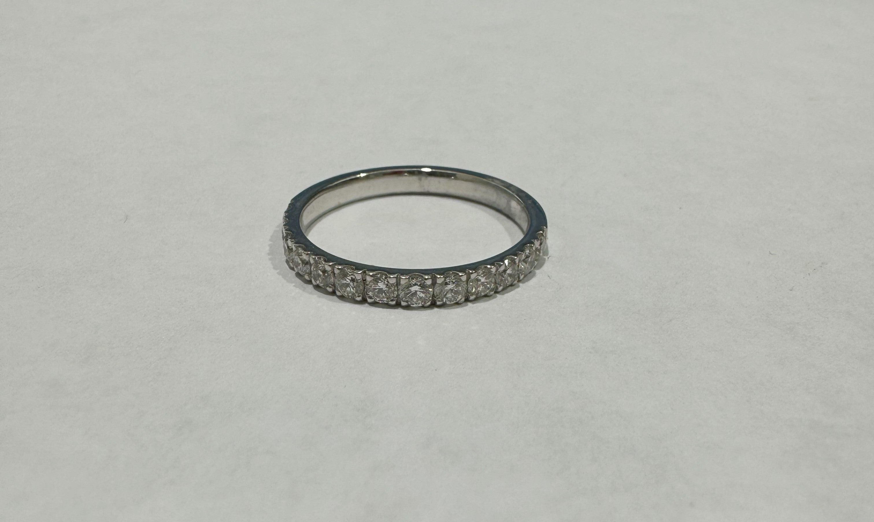 0.62 ct diamond 18k white gold ring