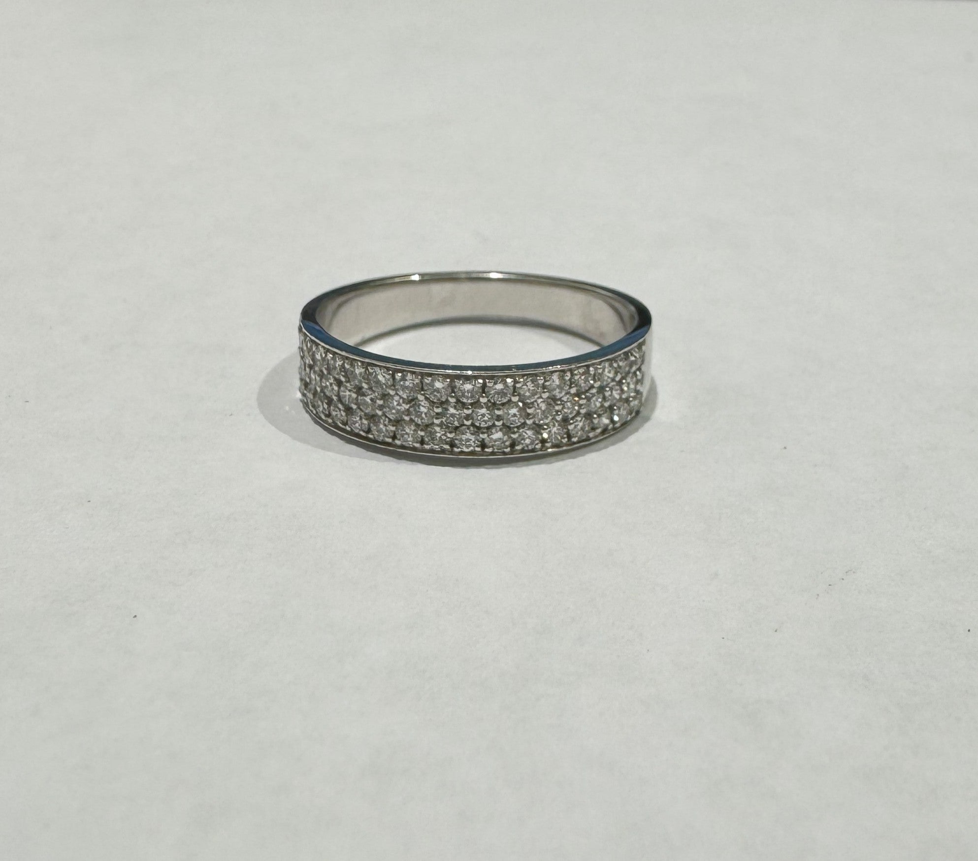 0.52 ct diamond 18k white gold ring